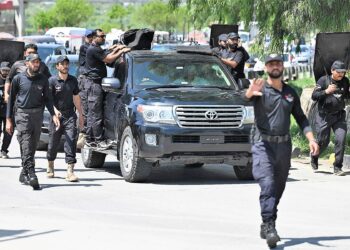 PAKISTAN-POLITICS-KHAN