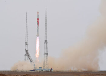 (EyesonSci)CHINA-JIUQUAN-ZHUQUE-2 CARRIER ROCKET-LAUNCH