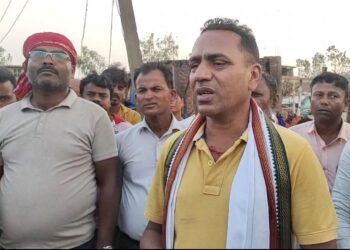 200 houses destroyed in Matihani fire, loss of lakhs